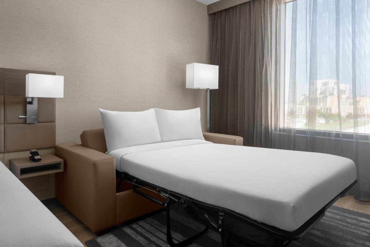 Ac Hotel By Marriott Miami Dadeland Glenvar Heights Exterior photo